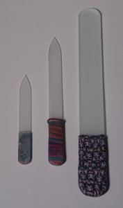 3 sizes of nail files